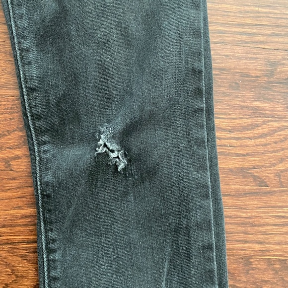 Levis 711 Mid-Rise Grey Skinny Jeans - Picture 4 of 4